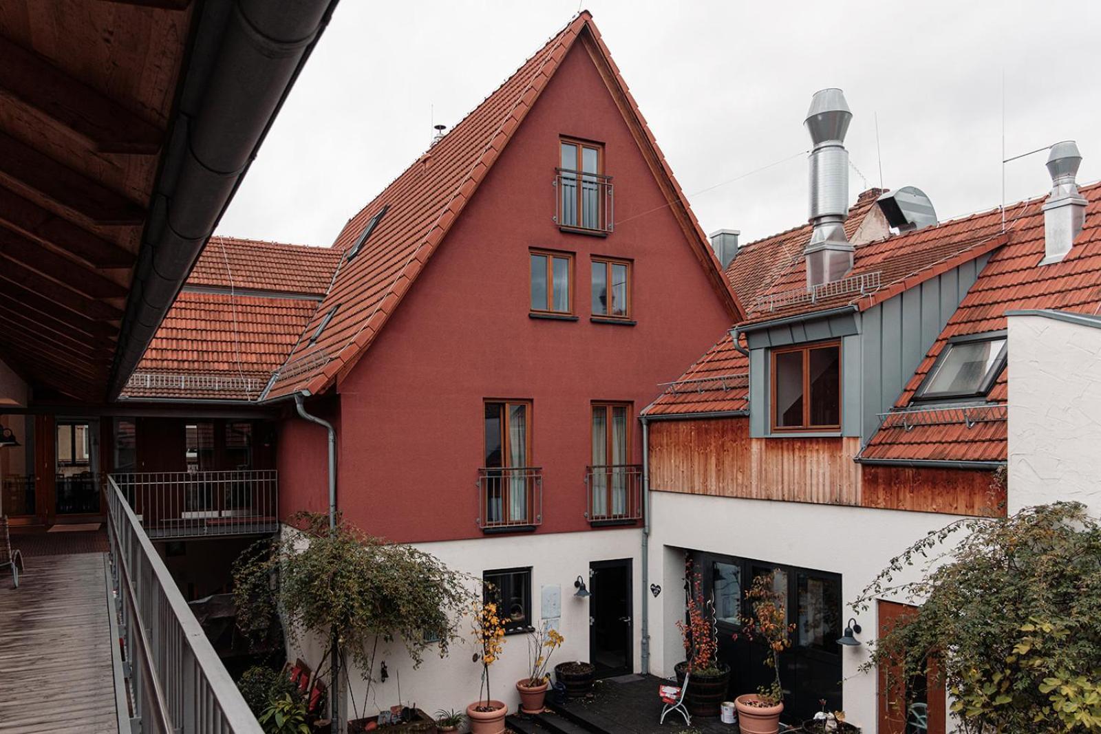Landgasthof Zum Hasen Kleinwallstadt Bagian luar foto